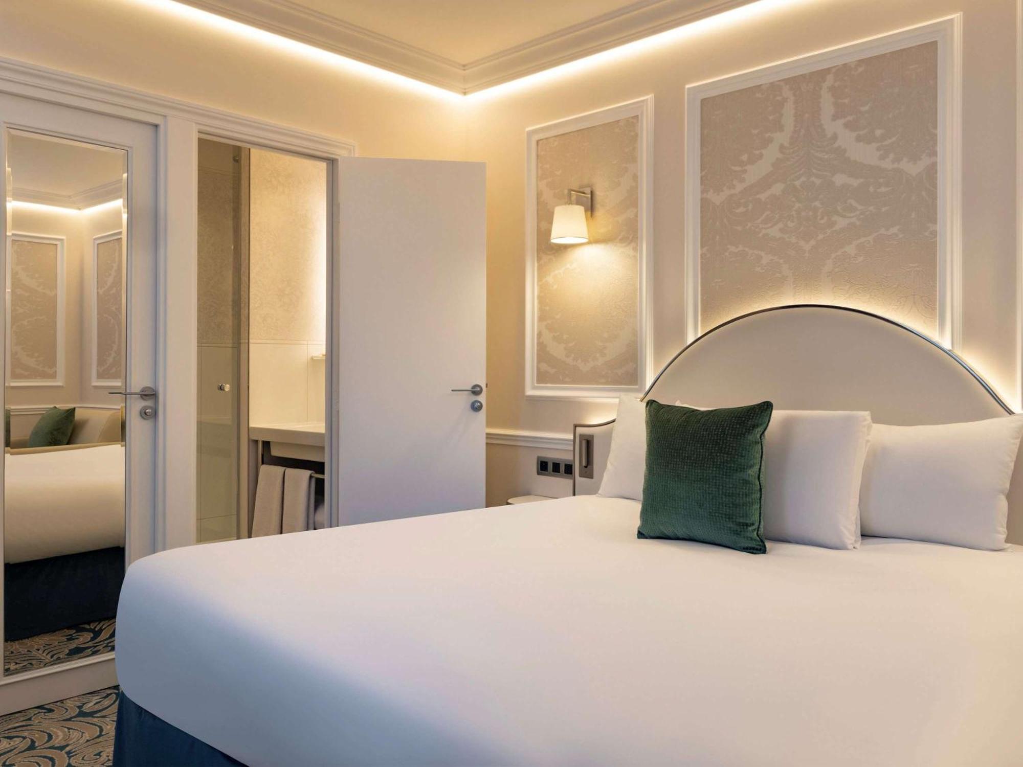 Hotel Mercure La Sorbonne Saint-Germain-Des-Pres Paříž Exteriér fotografie